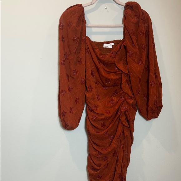 Astr Red Long Sleeve Ruched Dress - Picture 3 of 5